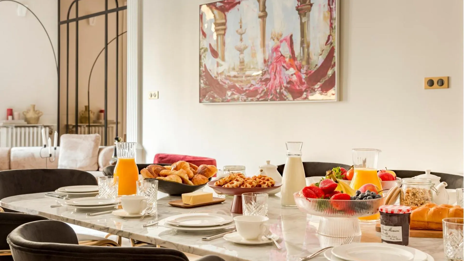 Daire Merveil - Signature Suite - Champs Elysees -Kleber Paris