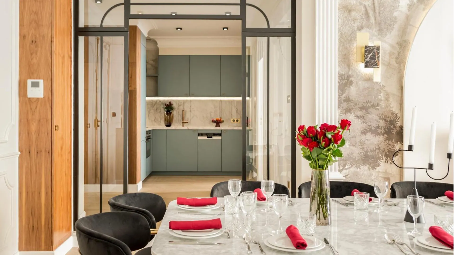Apartment Merveil - Signature Suite - Champs Elysees -Kleber Paris France